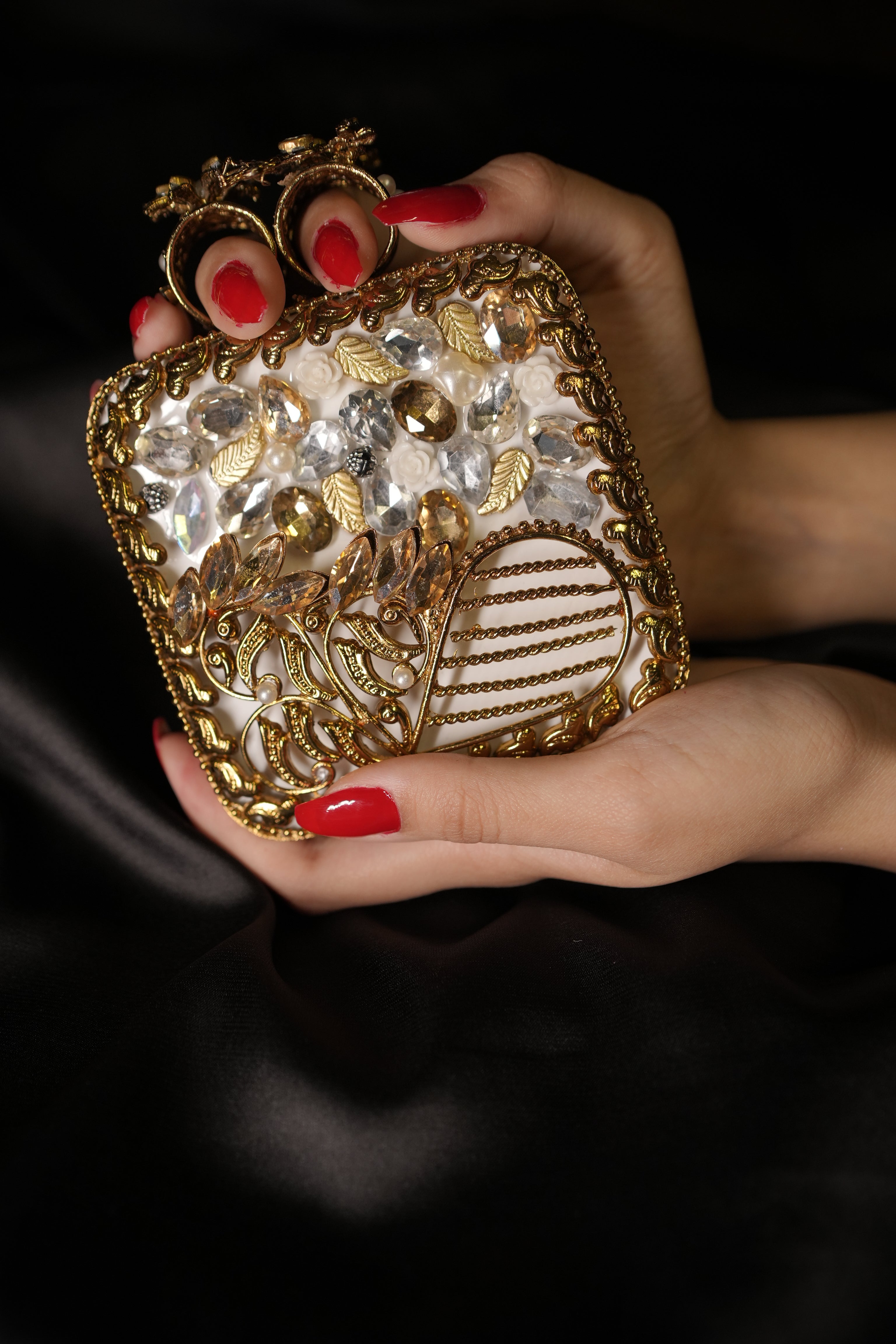 Feroza / فیروزہ /